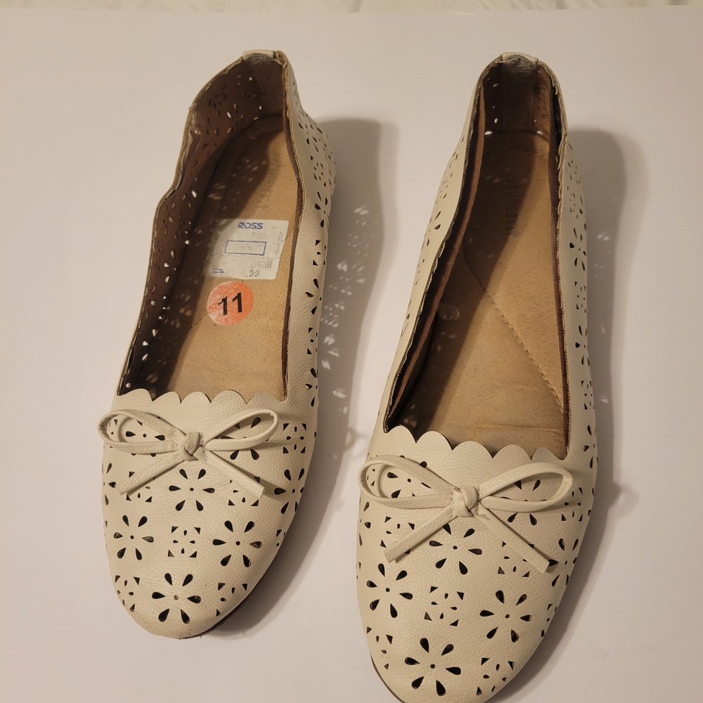 Cream Laser Cut Flats